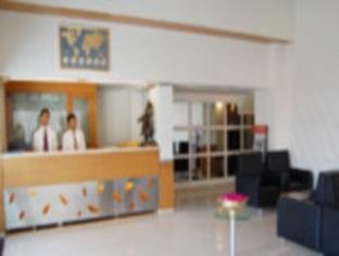 אחמדאבאד Hotel Klassic Gold מראה חיצוני תמונה